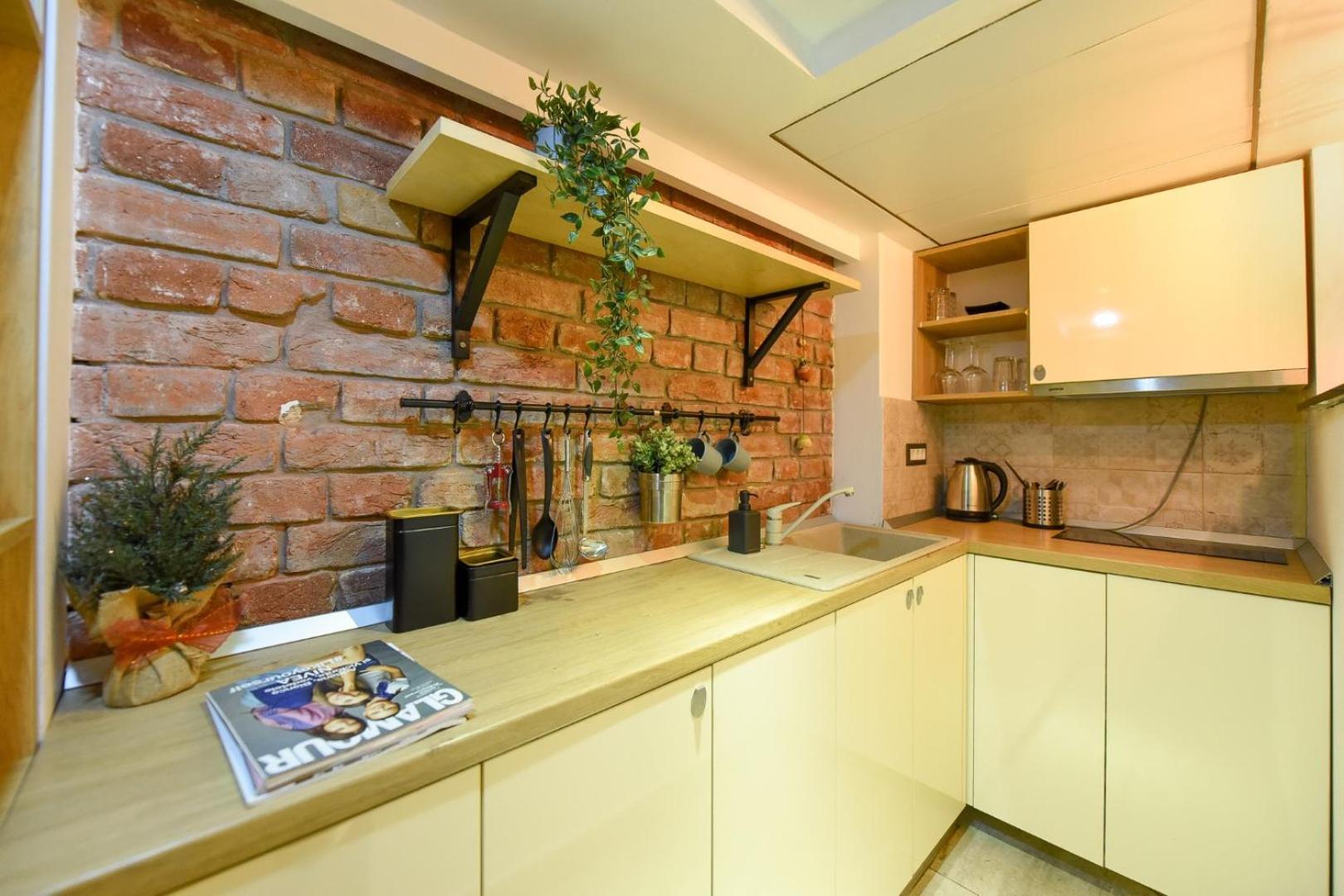 Central Comfort - Duplex-Style Studios On Regina Elisabeta บูคาเรสต์ ห้อง รูปภาพ
