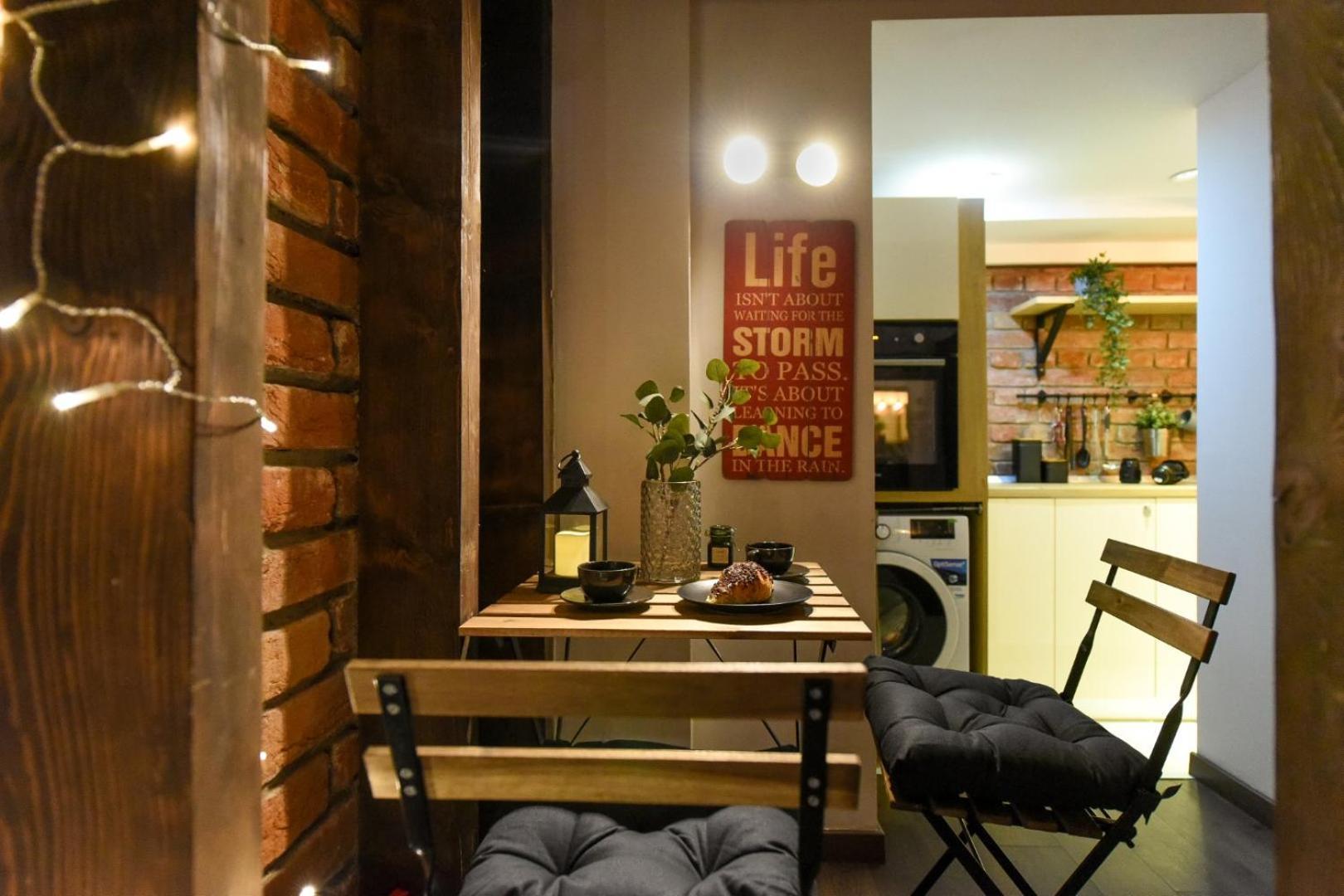 Central Comfort - Duplex-Style Studios On Regina Elisabeta บูคาเรสต์ ห้อง รูปภาพ