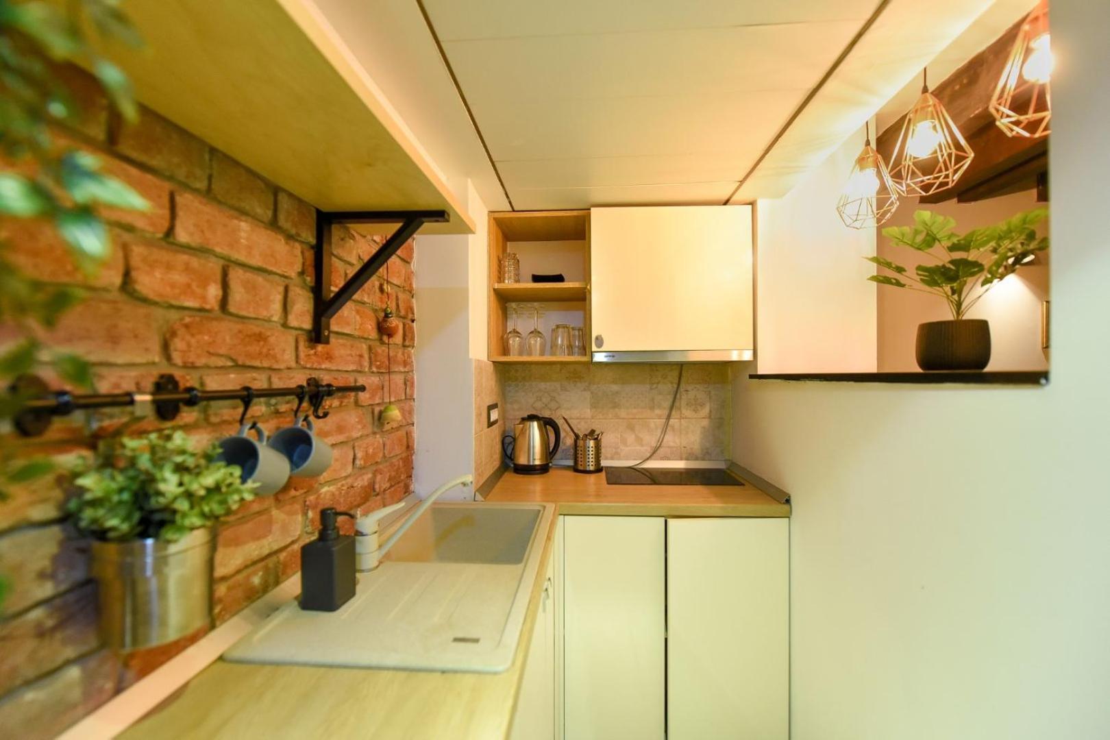 Central Comfort - Duplex-Style Studios On Regina Elisabeta บูคาเรสต์ ห้อง รูปภาพ