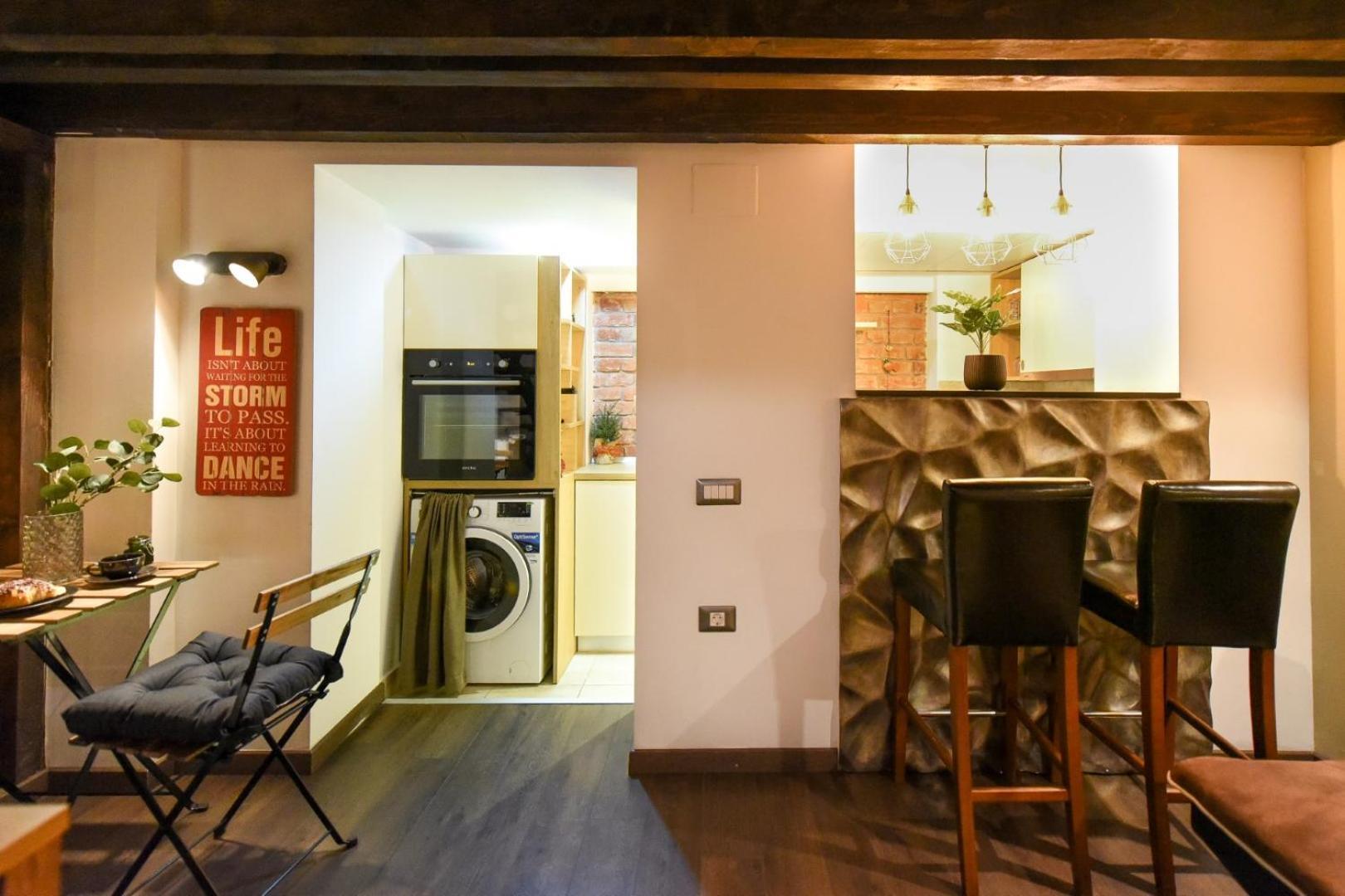 Central Comfort - Duplex-Style Studios On Regina Elisabeta บูคาเรสต์ ห้อง รูปภาพ