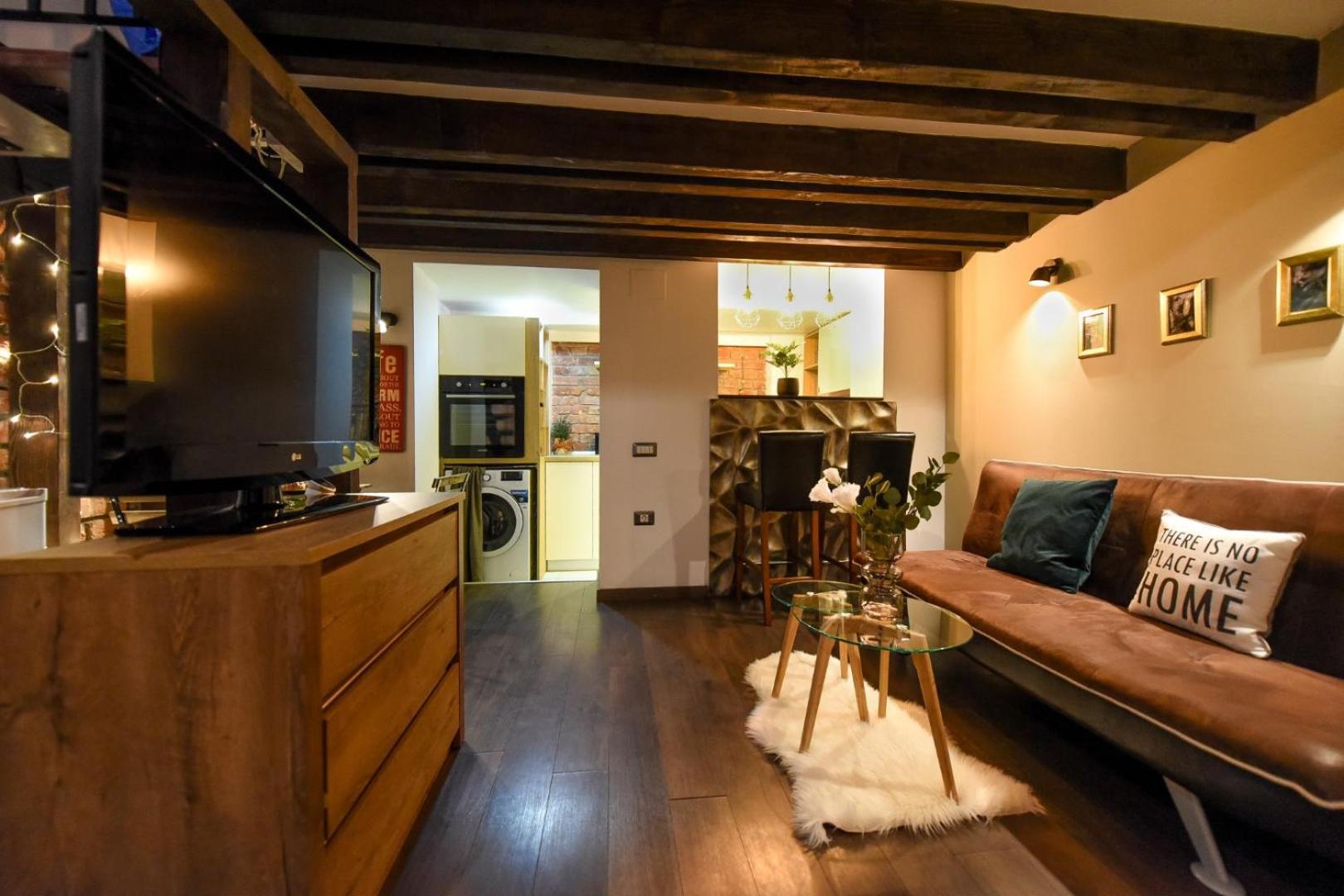 Central Comfort - Duplex-Style Studios On Regina Elisabeta บูคาเรสต์ ห้อง รูปภาพ