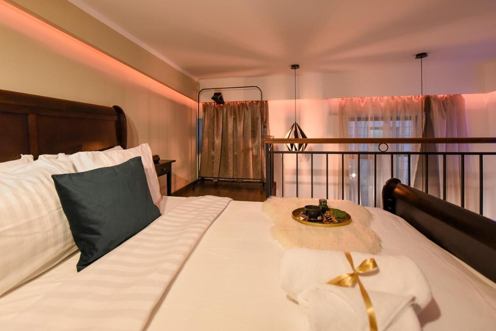 Central Comfort - Duplex-Style Studios On Regina Elisabeta บูคาเรสต์ ห้อง รูปภาพ