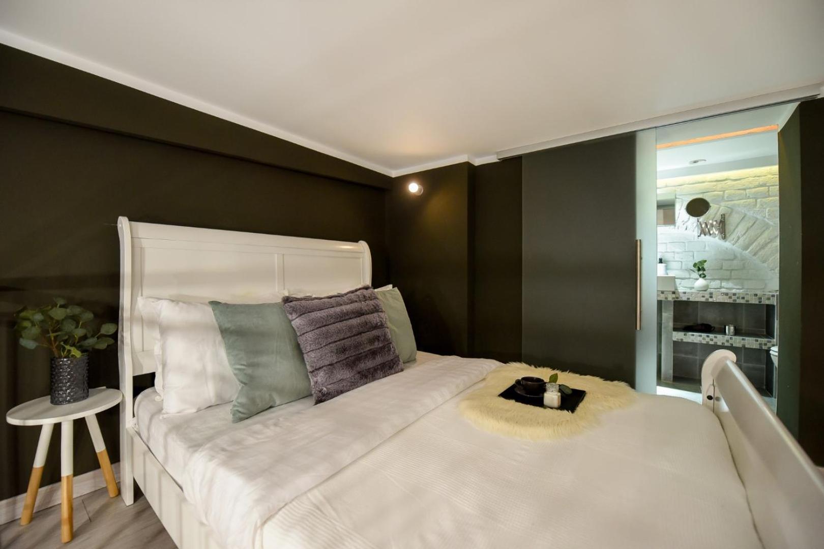 Central Comfort - Duplex-Style Studios On Regina Elisabeta บูคาเรสต์ ห้อง รูปภาพ