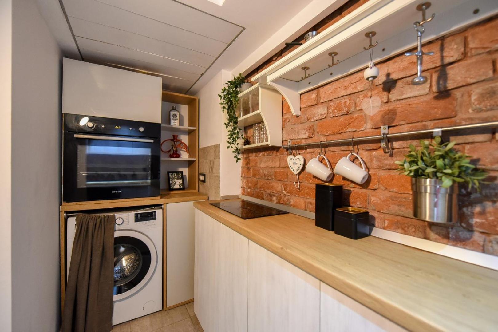 Central Comfort - Duplex-Style Studios On Regina Elisabeta บูคาเรสต์ ห้อง รูปภาพ