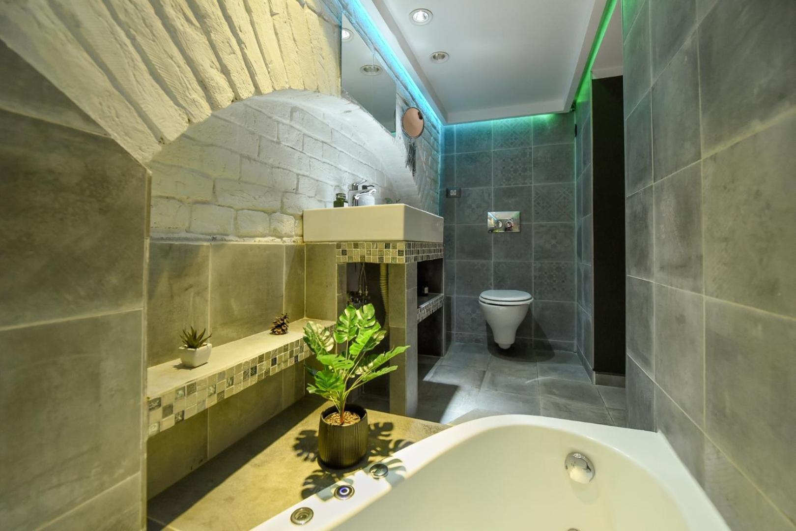 Central Comfort - Duplex-Style Studios On Regina Elisabeta บูคาเรสต์ ห้อง รูปภาพ